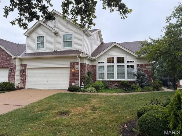 14762 Thornbird Manor Pkwy, Chesterfield, MO 63017