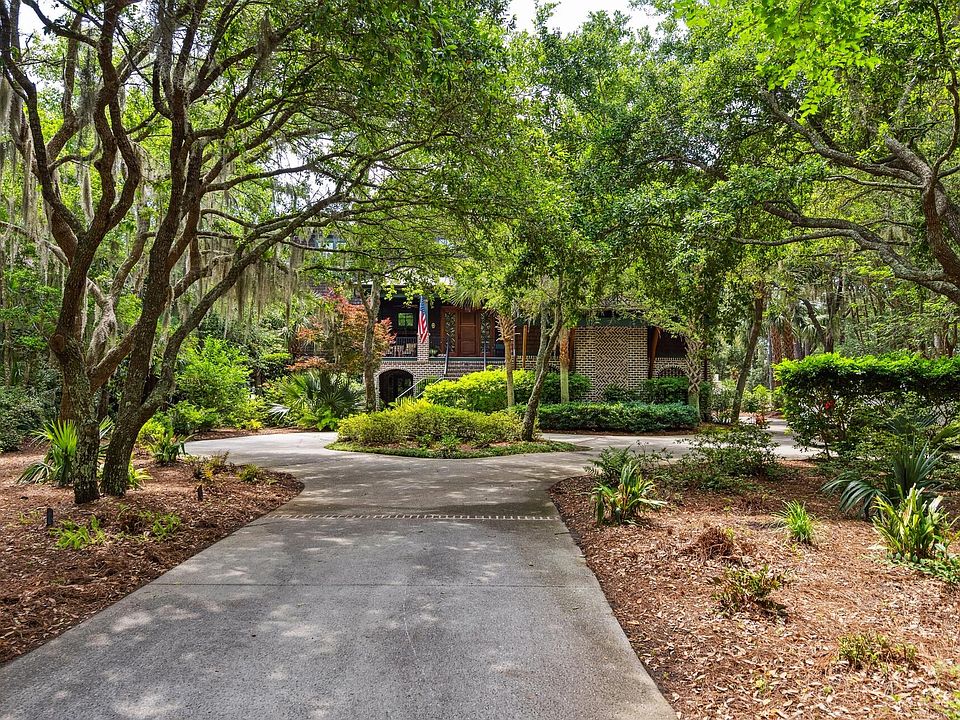 1st image of 58 Swan Point Trl