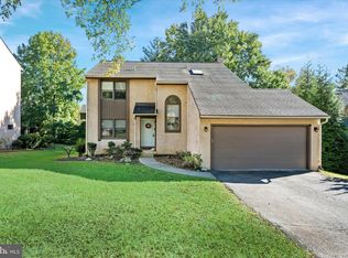 7 Edinburgh Ct, Newark, DE 19711