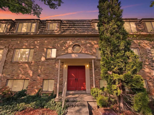 2220 E Murray Holladay Rd APT 110, Holladay, UT 84117
