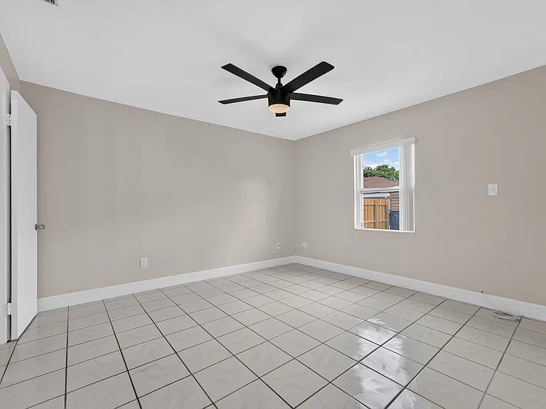 29617 SW 158th Ct — Photo 24