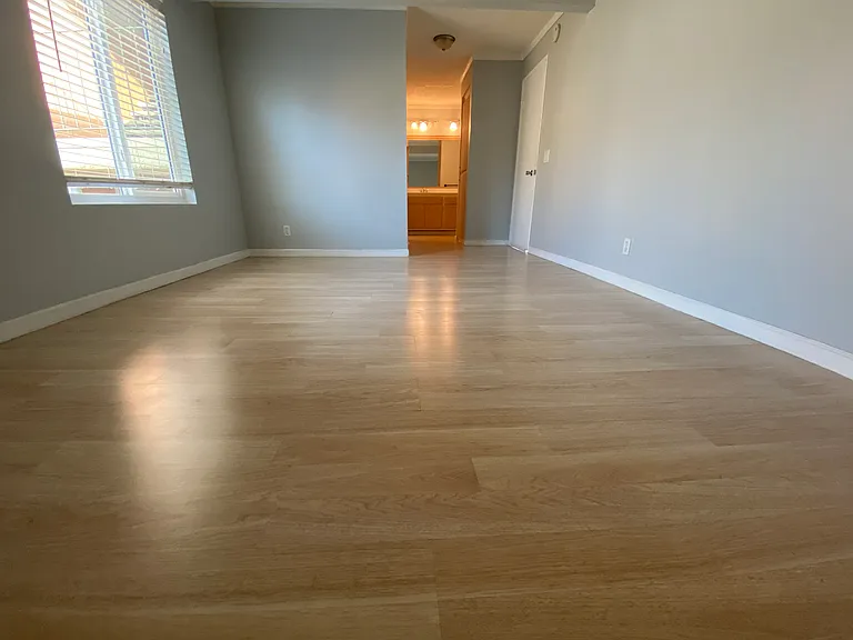 15425 Sherman Way #355 — Photo 4