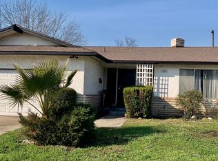 2243 N Garden Ave, Fresno, CA