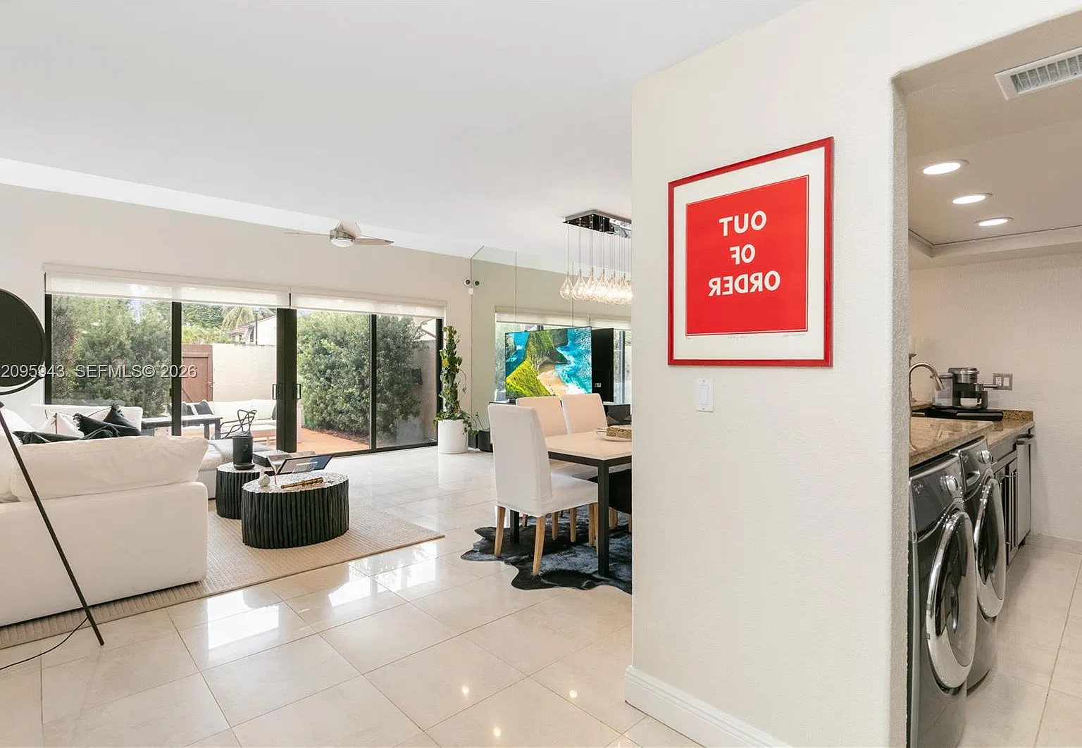 3 bed, 2.0 bath, $3,500 — Photo 4