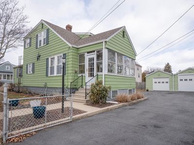 11-15 Carrier St, Bellingham, MA, 02019
