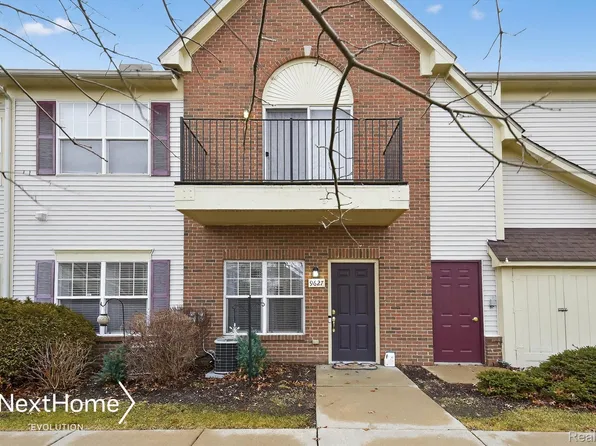 9627 Lakeside Dr, Ypsilanti, MI 48197