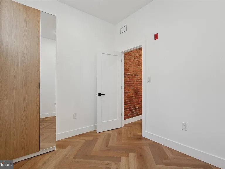 1438 Tasker St #1 — Photo 9