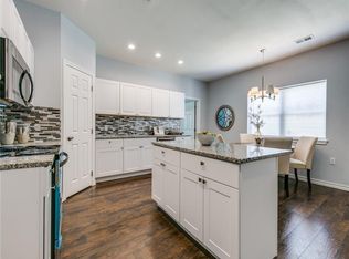 204 Creekview Ln, Canton, TX 75103
