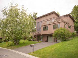 2921 Pelican Dr, Anchorage, AK 99502