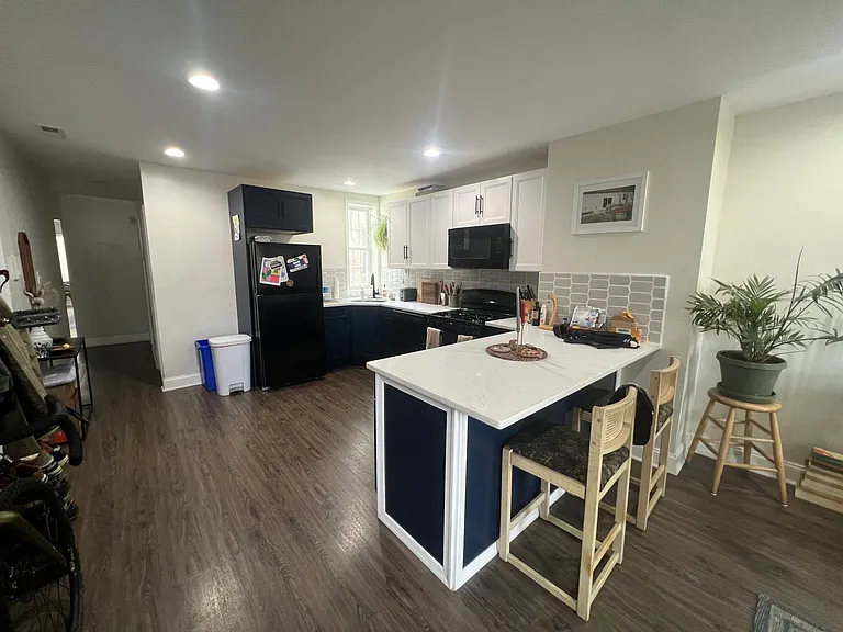 1525 E Moyamensing Ave #2 — Photo 1