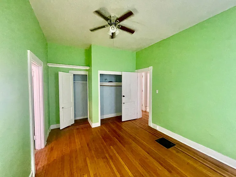 5498 Hays Street — Photo 6