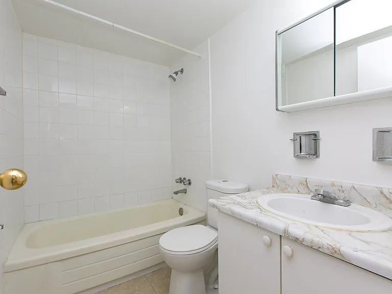 222 Nonquon Rd — Photo 20