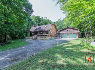 103 Patricia Ct, Middle Grove, NY 12850