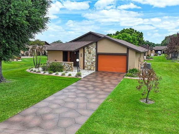 2nd image of 2906 Waterwood DR