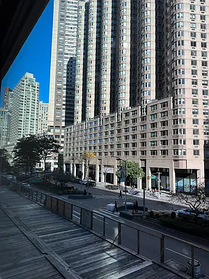 Rented by Aliya Global Realty Inc. | media 8