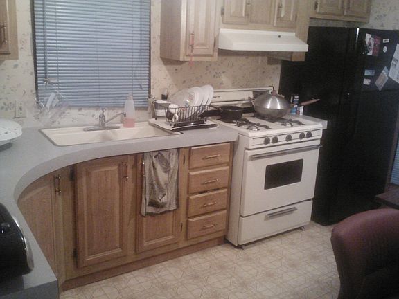 2nd image of 1481 Piper Dr W