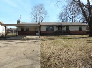 906 N Cedar Ave, Tahlequah, OK 74464