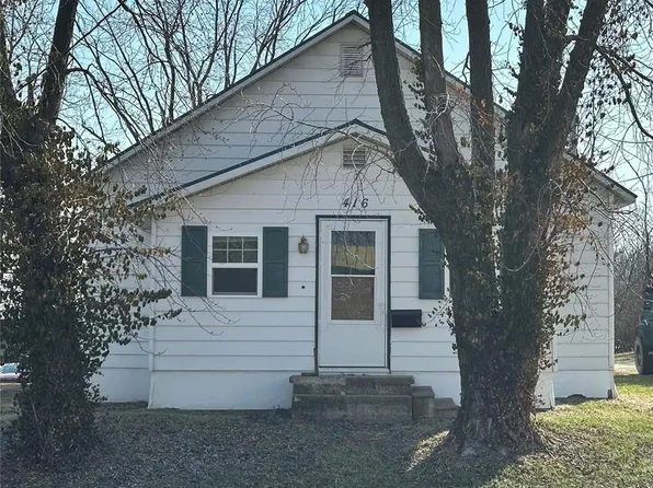 416 Agricultural St, Mexico, MO 65265