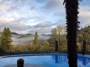999 Garden Grove Dr, Roseburg, OR 97471
