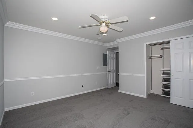 Fairfield Courtyard at Farmingdale — Photo 14