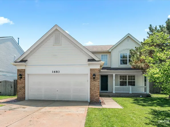 1683 Seaton Ln, Elgin, IL 60123