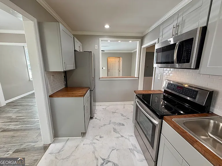 2912 Glenwood Ave SE — Photo 13