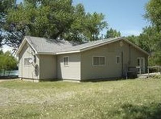 5 Elliott Dr, Sterling, KS 67579