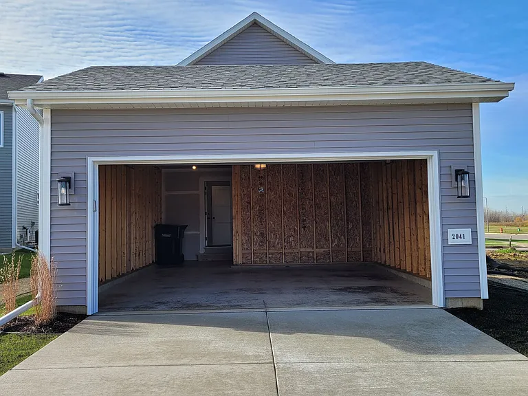2041 Tori Frost Dr — Photo 14