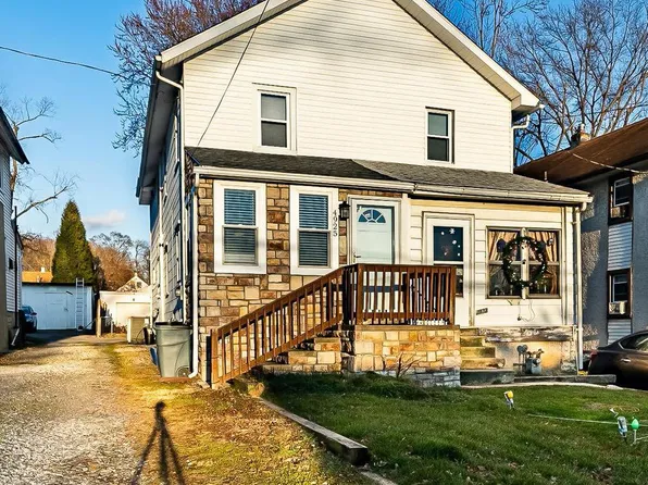4925 Greenwood St, Brookhaven, PA 19015