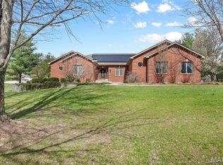 11 Jennifer Ln, Collinsville, IL