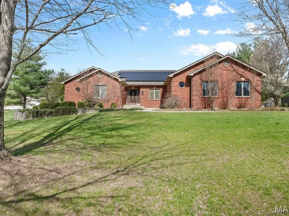 11 Jennifer Ln, Collinsville, IL 62234