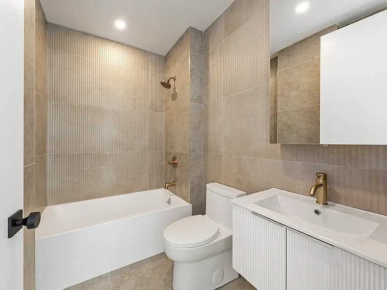 1259 Saint Marks Ave #8 — Photo 7
