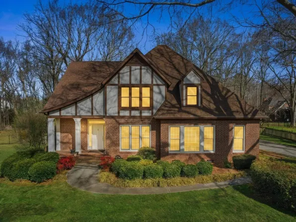 103 Silver Fox Trl, Simpsonville, SC 29681