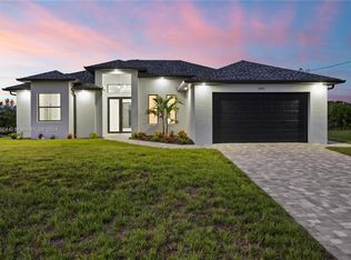 1704 NE 12th Ter, Cape Coral, FL 33909