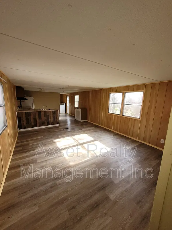 2 bed, 1.0 bath, 750 sqft, $995 — Photo 3