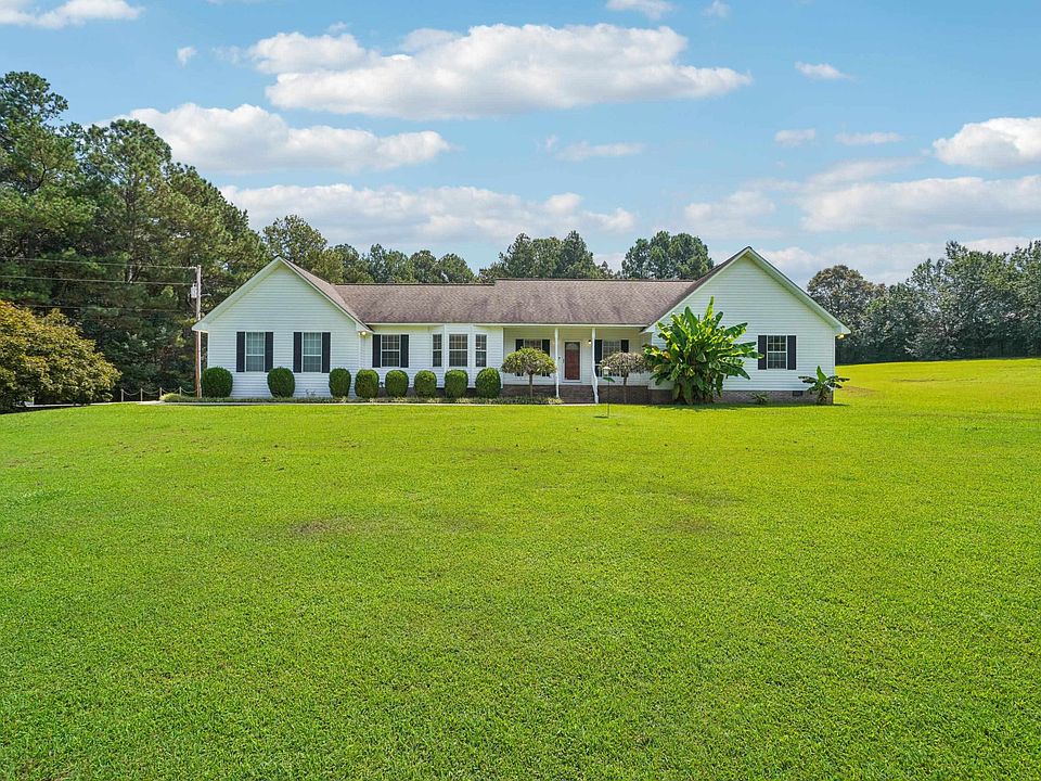1st image of 160 Dogwood Ln