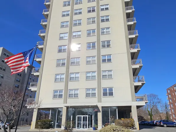 2370 North Avenue #9D, Bridgeport, CT 06604
