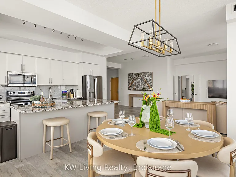 65 Bremner Blvd #5102 — Photo 9