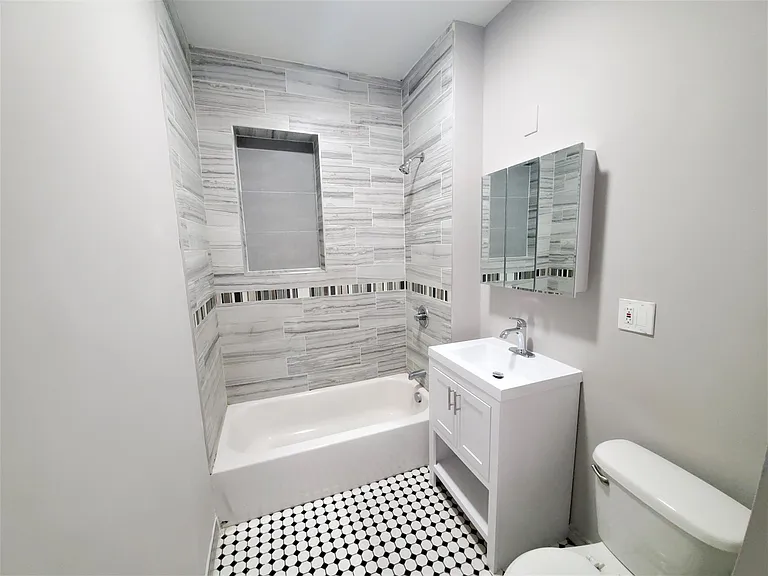 12 Canfield St #1 — Photo 3