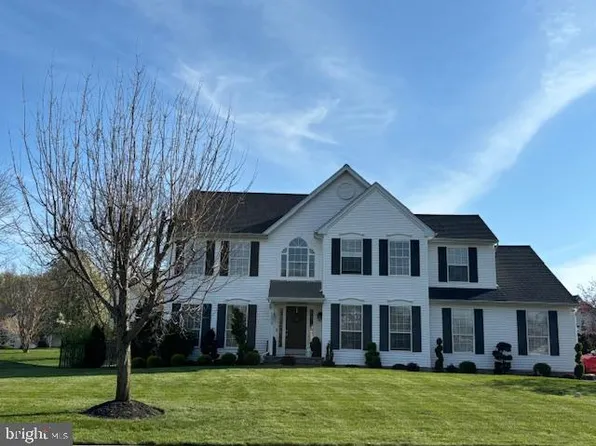 209 Hyacinth Dr N #N, Morrisville, PA 19067