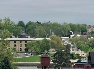 118 N Batavia Ave #2, Batavia, IL
