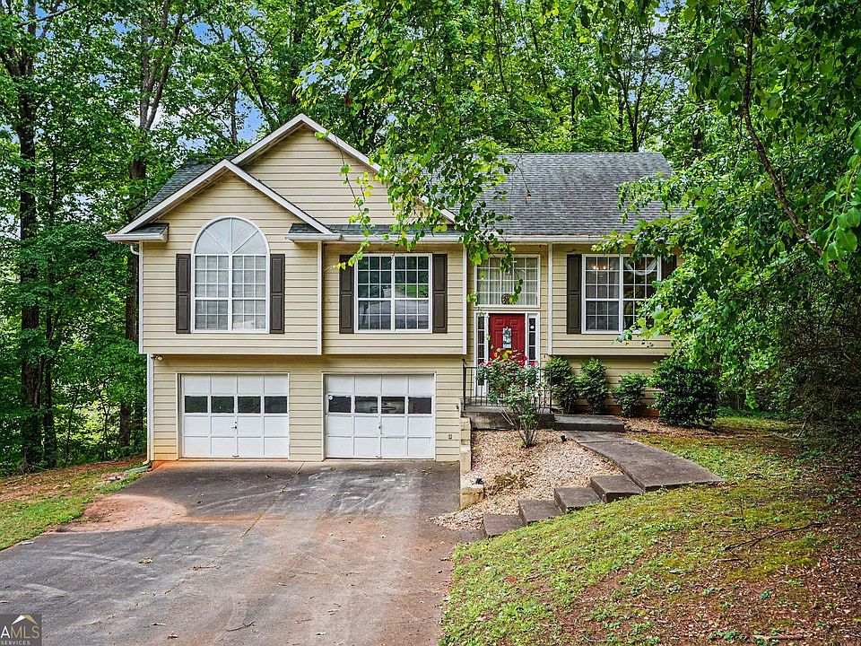 1st image of 130 Bobolink Dr