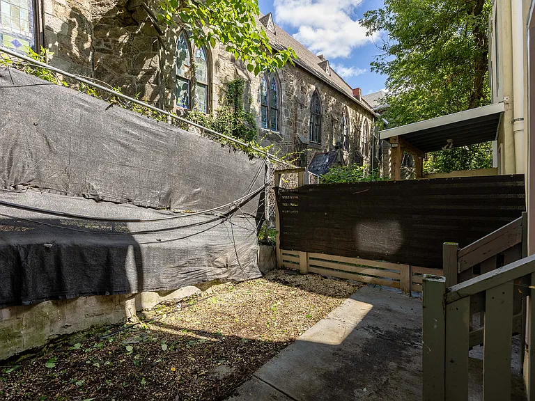 17 E Ashmead St — Photo 21