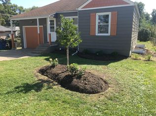 5007 Pacific St, Omaha, NE 68106