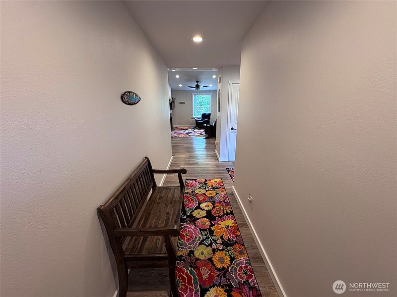 3rd image of 118 Pacific Boulevard NW