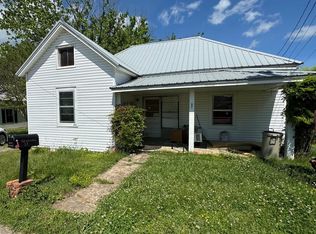 92 Willow St, Murphy, NC 28906