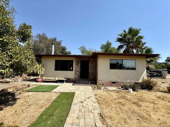 665 McDonald Ln, Escondido, CA 92025