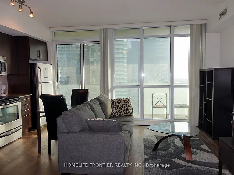 55 Bremner Blvd #2309 — Photo 3