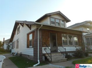 2579 Crown Point Ave, Omaha, NE 68111