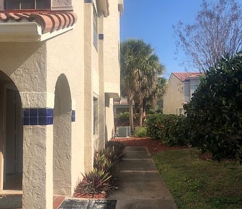 2nd image of 10427 Saint Tropez Pl